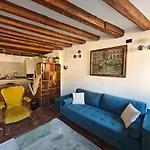 Castello Canal View Appartement