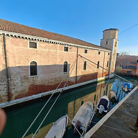 Apartment Castello Canal View